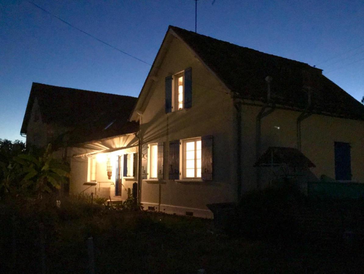 Les Tibles Bed & Breakfast Nanthiat Exterior photo